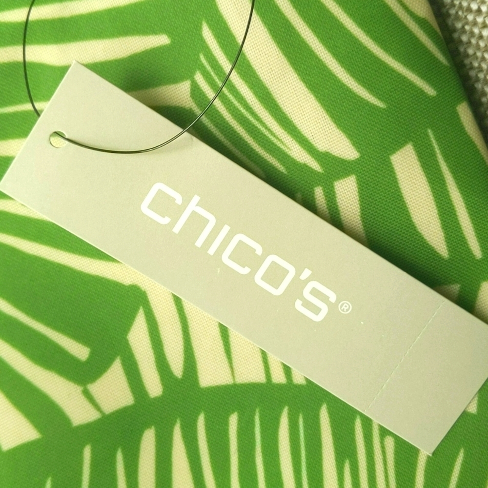 ✨NWT Large Chico's Pouch - Picture 5 of 6
